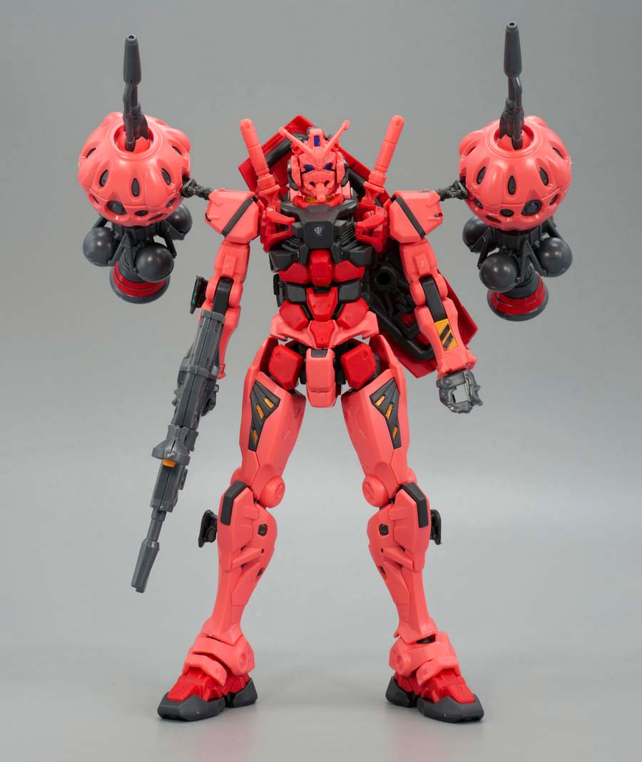 HG赤いガンダムのガンプラレビュー画像です
