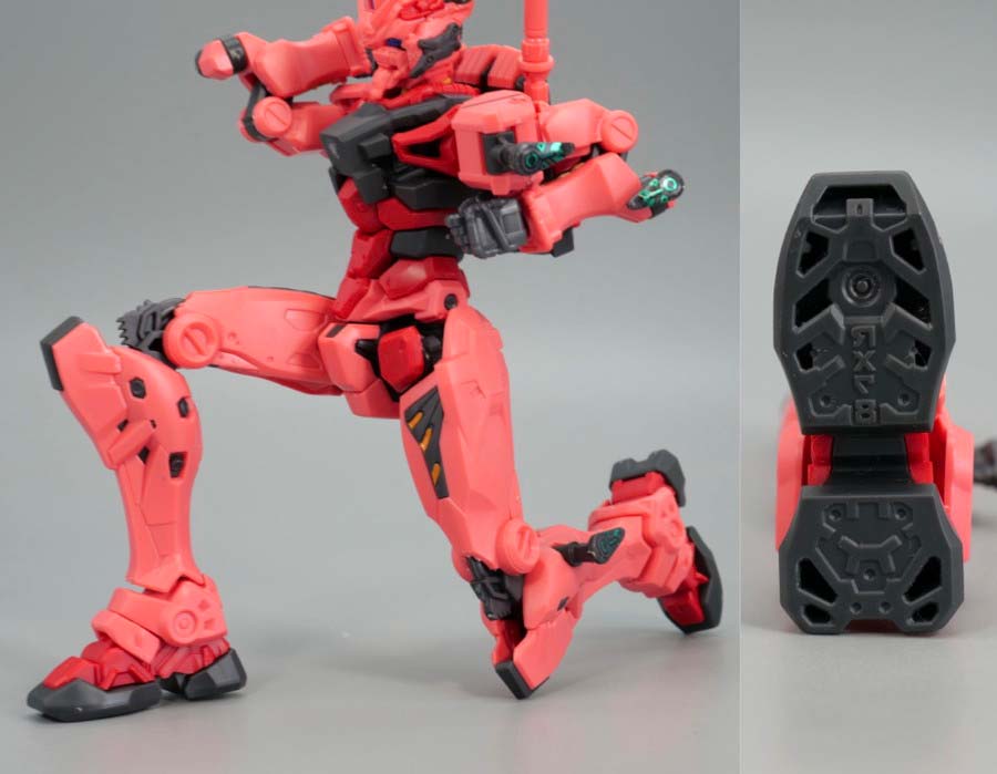 HG赤いガンダムのガンプラレビュー画像です