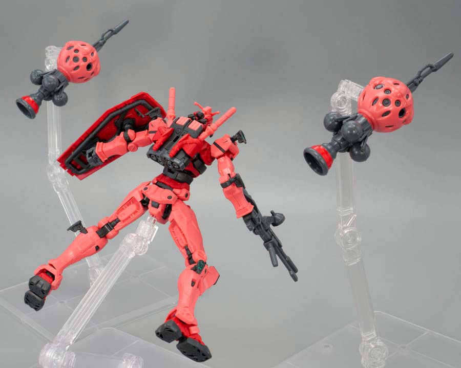 HG赤いガンダムのガンプラレビュー画像です
