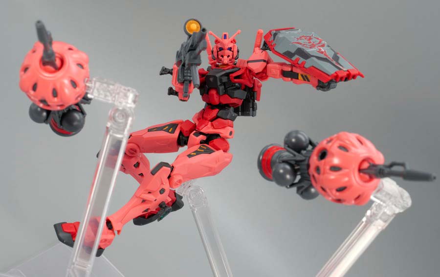 HG赤いガンダムのガンプラレビュー画像です