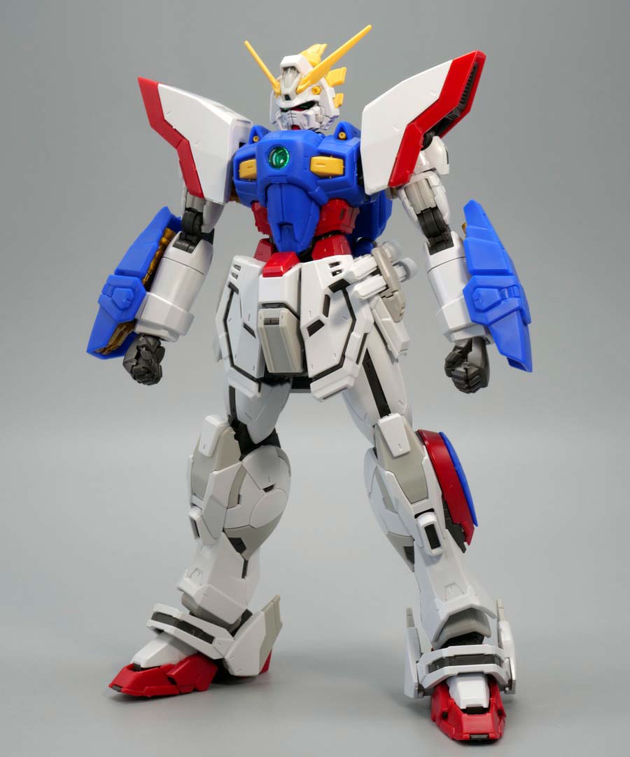 RGシャイニングガンダムのガンプラレビュー画像です