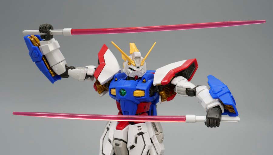 RGシャイニングガンダムのガンプラレビュー画像です