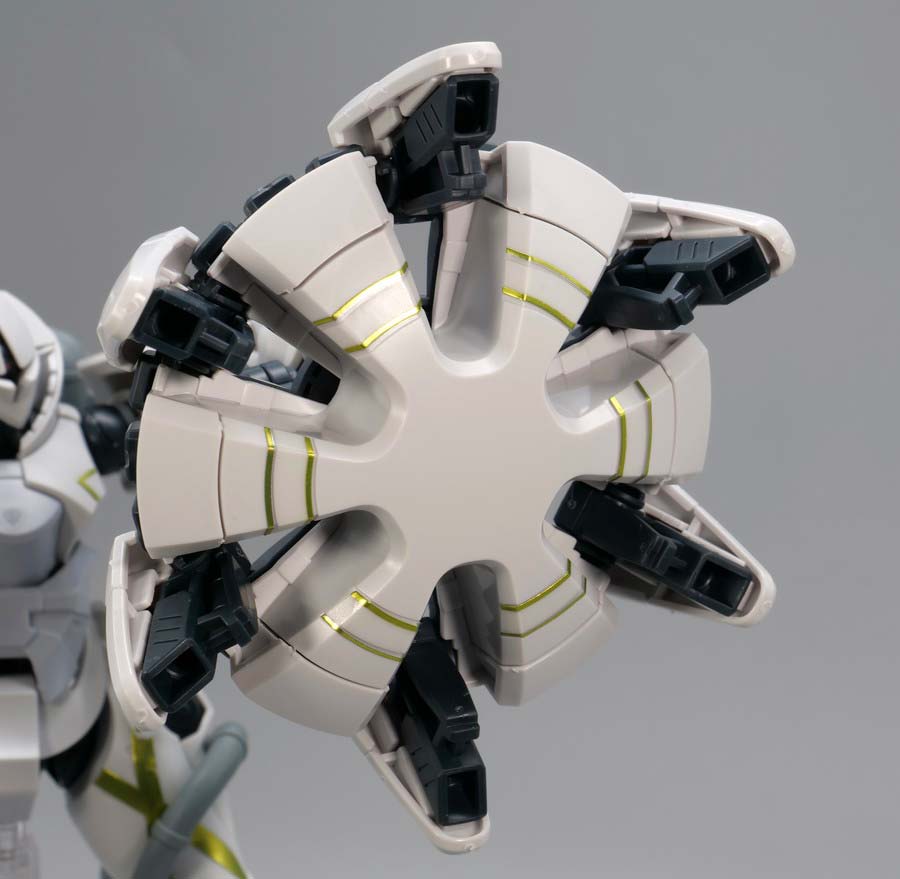 HGエグザベ専用ギャン（ハクジ装備）のガンプラレビュー画像です