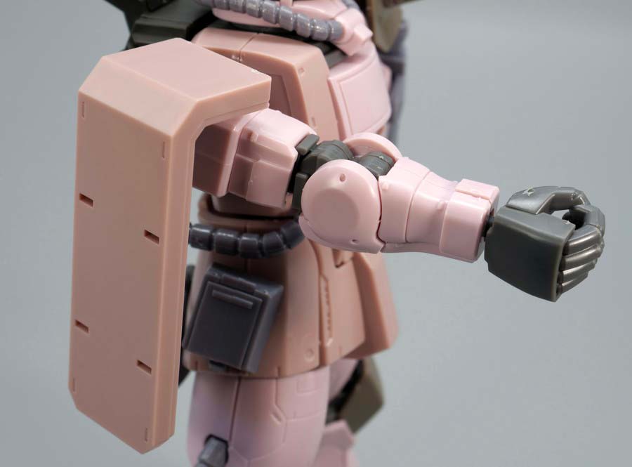 HGザク・デザートタイプ ピンクパンサー隊機のガンプラレビュー画像です