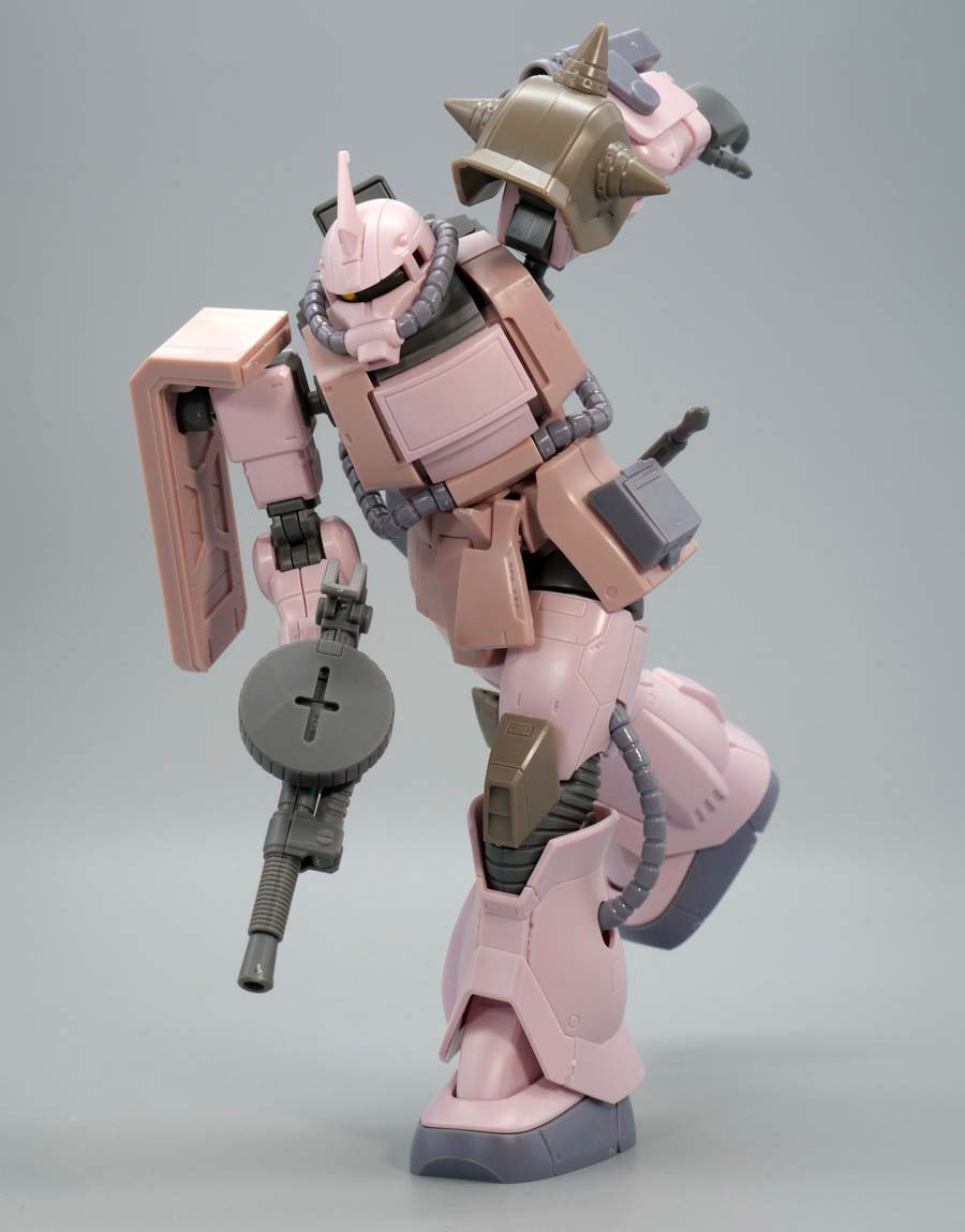 HGザク・デザートタイプ ピンクパンサー隊機のガンプラレビュー画像です
