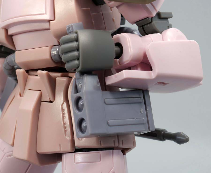 HGザク・デザートタイプ ピンクパンサー隊機のガンプラレビュー画像です