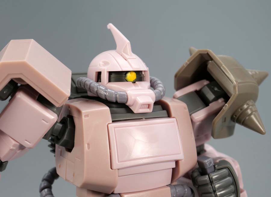 HGザク・デザートタイプ ピンクパンサー隊機のガンプラレビュー画像です