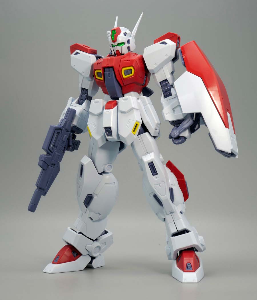 MG F80ガンレイドのガンプラレビュー画像です