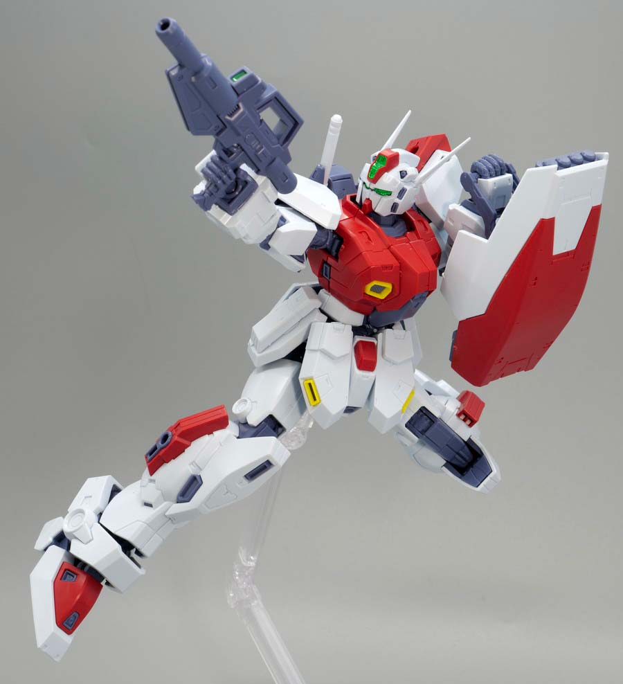 MG F80ガンレイドのガンプラレビュー画像です