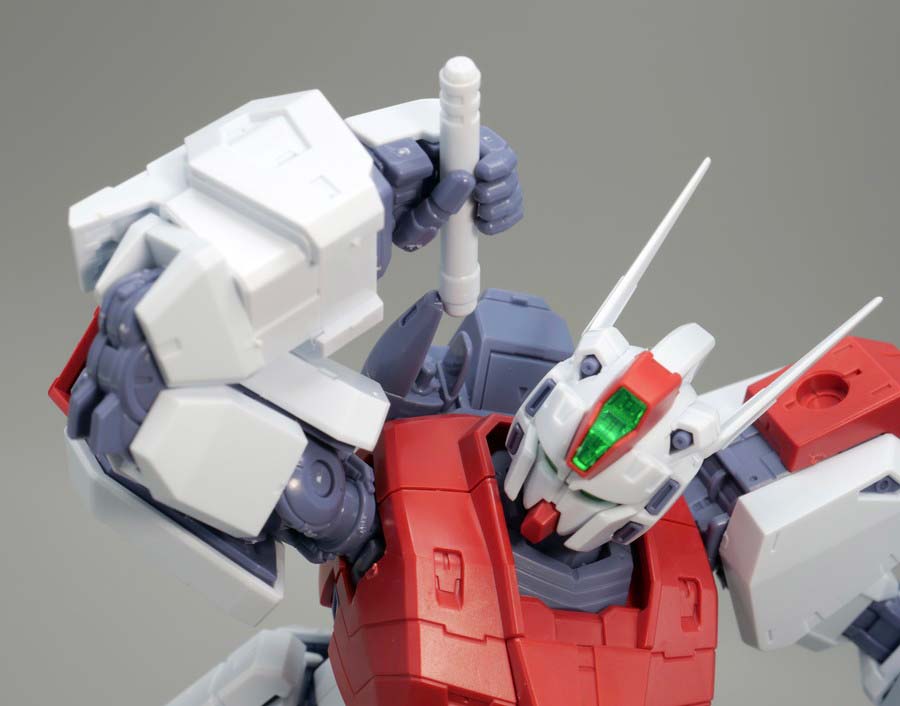 MG F80ガンレイドのガンプラレビュー画像です