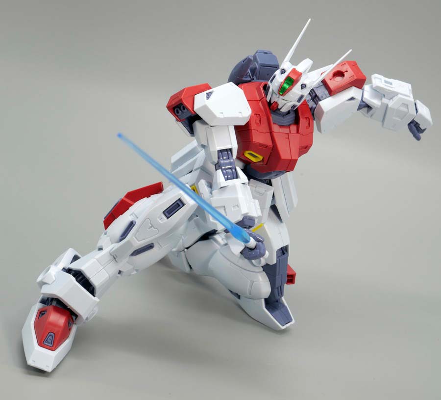 MG F80ガンレイドのガンプラレビュー画像です