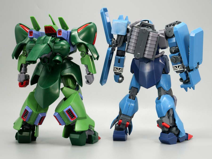 HGガルスJとシュツルム・ガルスのガンプラ画像です