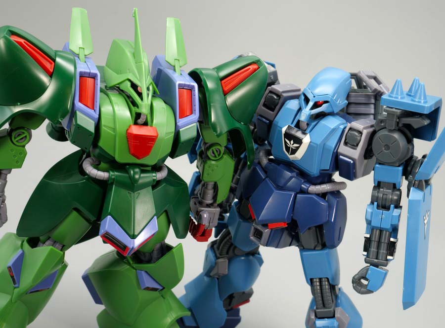 HGガルスJとシュツルム・ガルスのガンプラ画像です