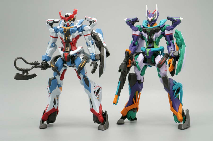 HG GQuuuuuuX（ジークアクス）とGFreD（ジフレド）の比較ガンプラ画像です