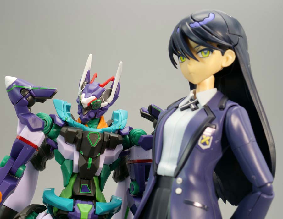 HG GFreD（ジフレド）とFigure-rise Standard ニャアンのガンプラ画像です