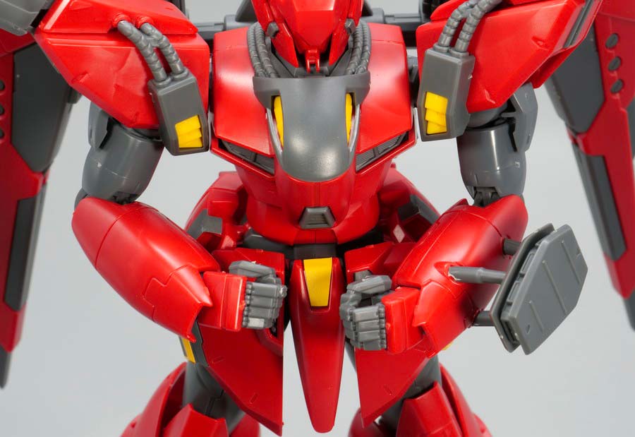 RE/100 ビギナ・ゼラのガンプラレビュー画像です