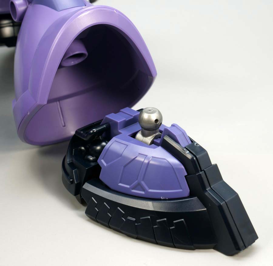 HGリック・ドム ガイア機 オルテガ機（GQ）』のガンプラレビュー画像です