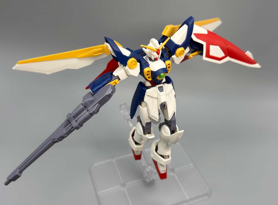 エントリーグレード ウイングガンダムのガンプラレビュー画像です