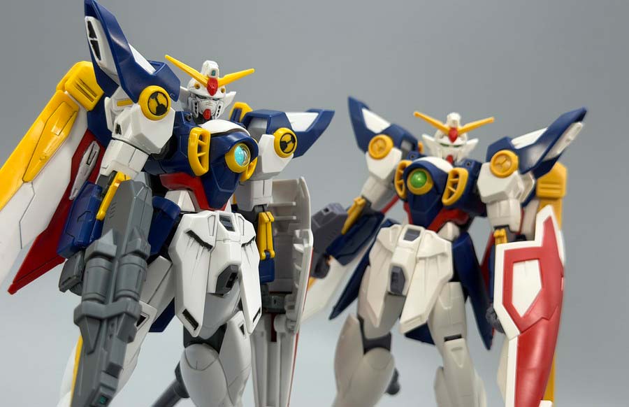 HGとエントリーグレード ウイングガンダムの比較ガンプラ画像です