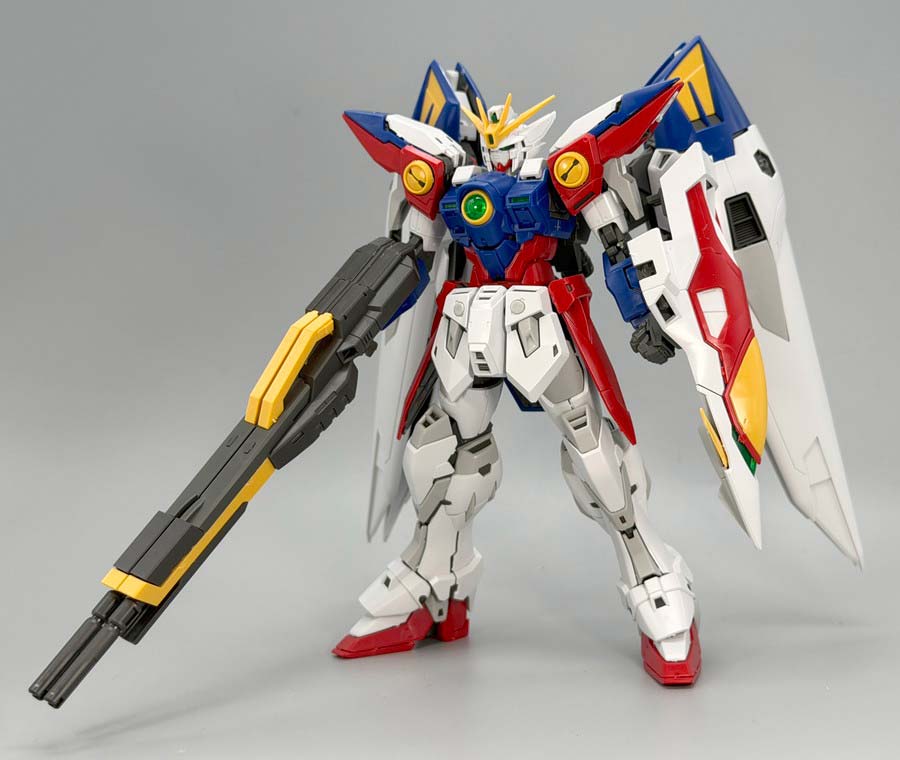 RGウイングガンダムゼロのガンプラレビュー画像です