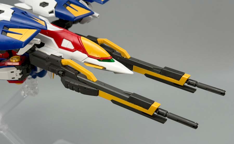 RGウイングガンダムゼロのガンプラレビュー画像です