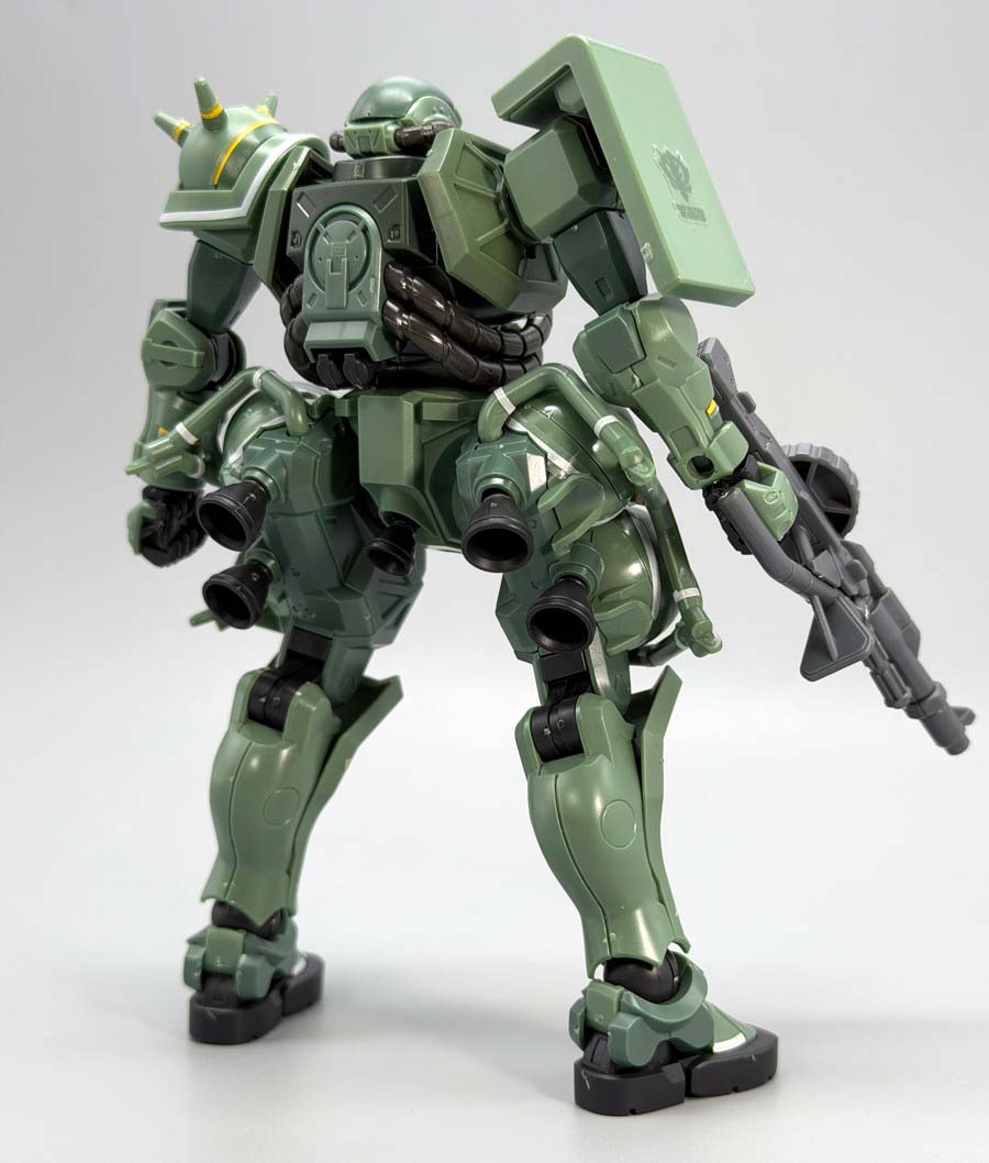 HGザク（GQ）のガンプラレビュー画像です