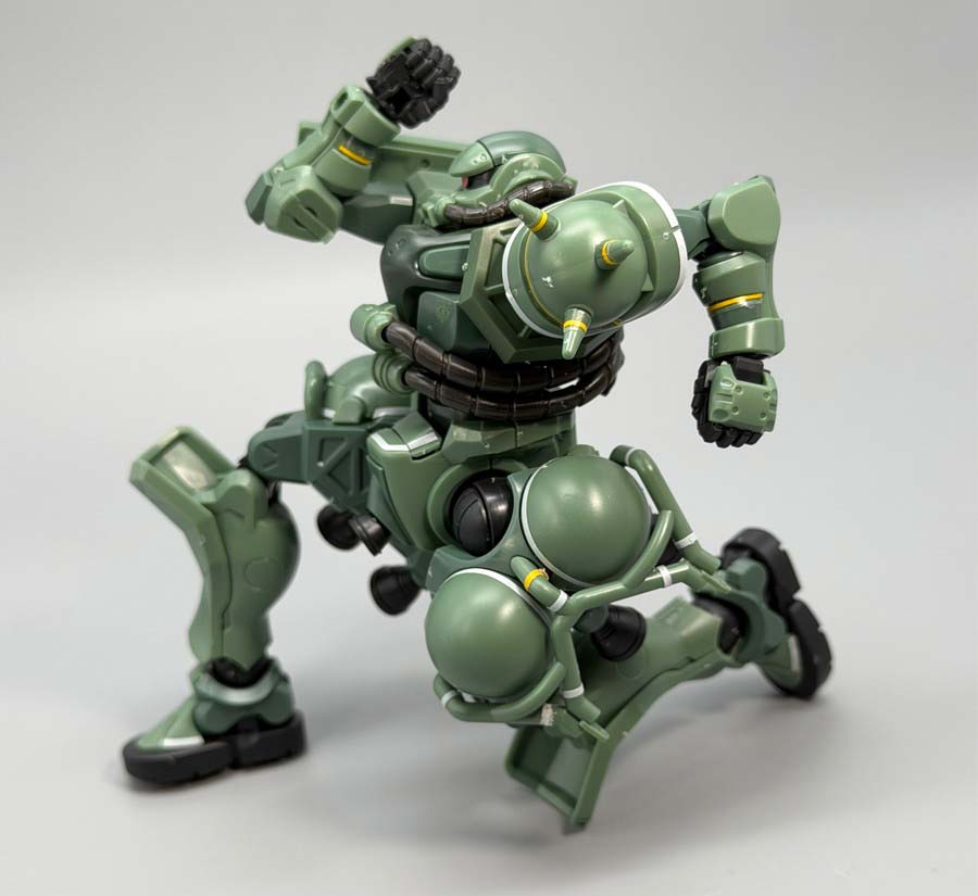 HGザク（GQ）のガンプラレビュー画像です