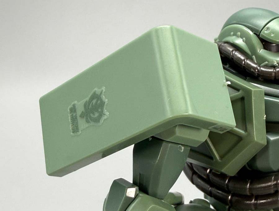 HGザク（GQ）のガンプラレビュー画像です