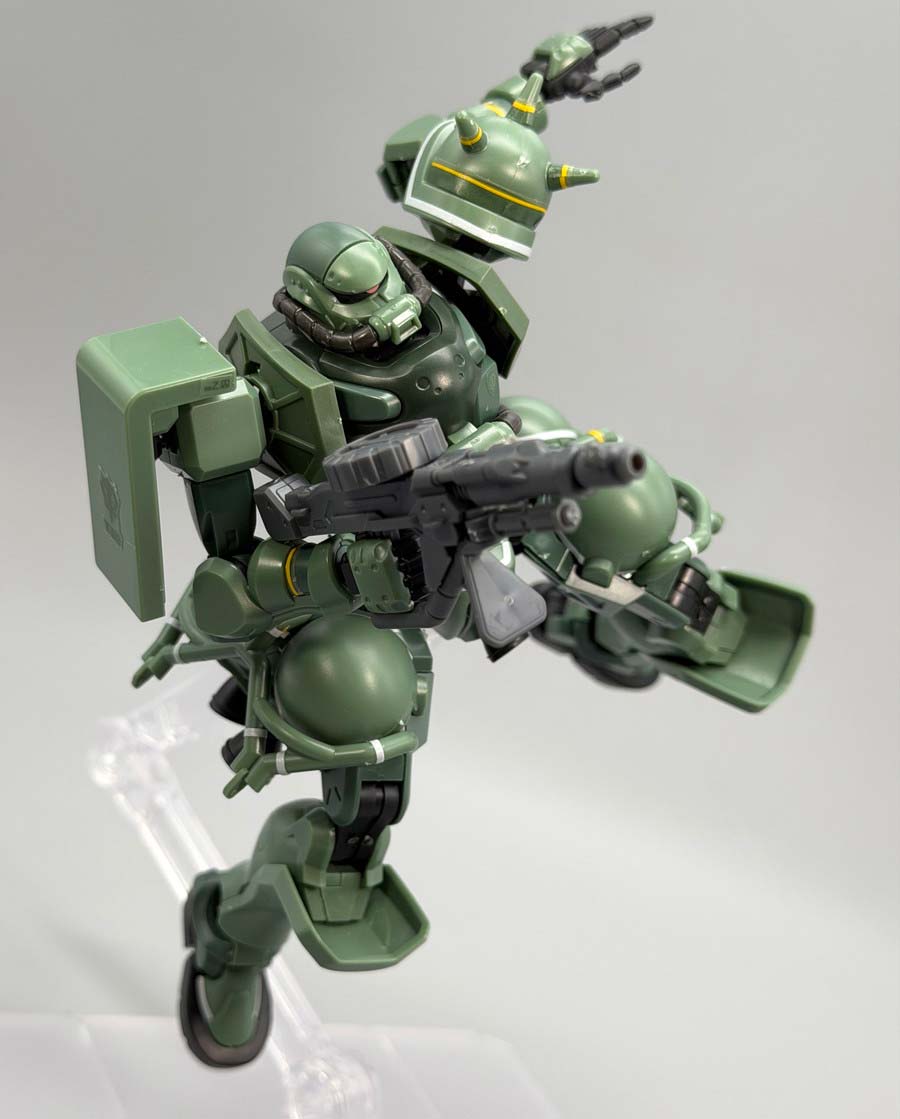 HGザク（GQ）のガンプラレビュー画像です