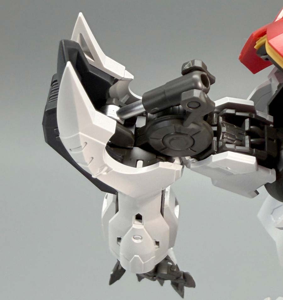 MGガンダムバルバトスルプスのガンプラレビュー画像です