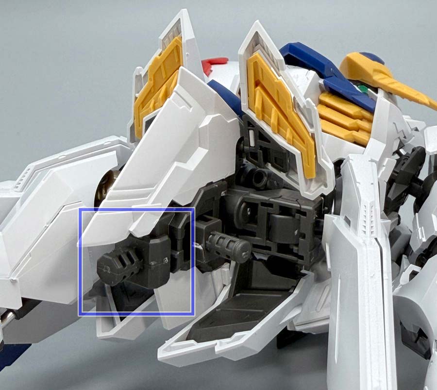 MGガンダムバルバトスルプスのガンプラレビュー画像です