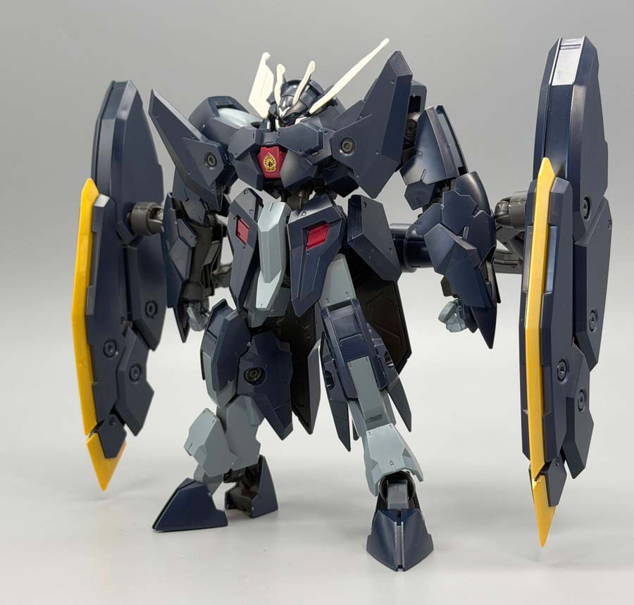HGガンダムザガンのガンプラレビュー画像です