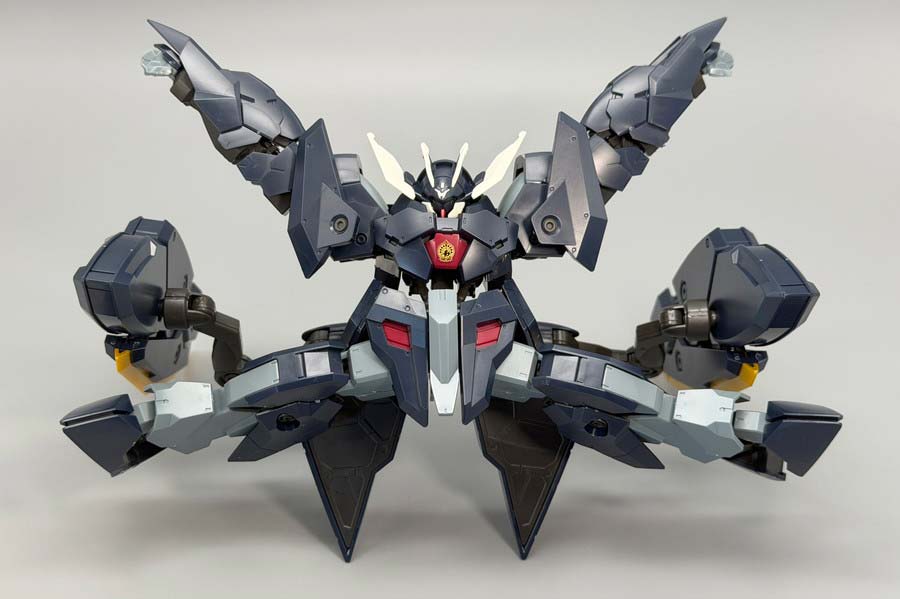 HGガンダムザガンのガンプラレビュー画像です