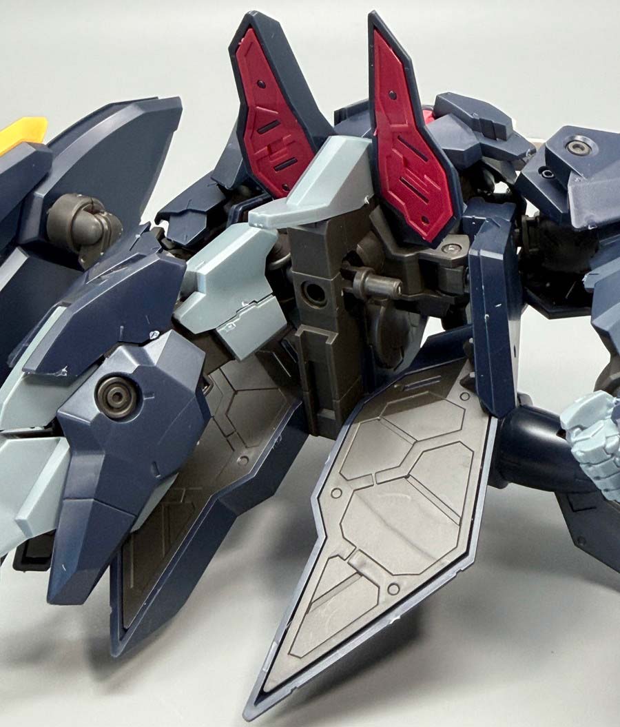 HGガンダムザガンのガンプラレビュー画像です