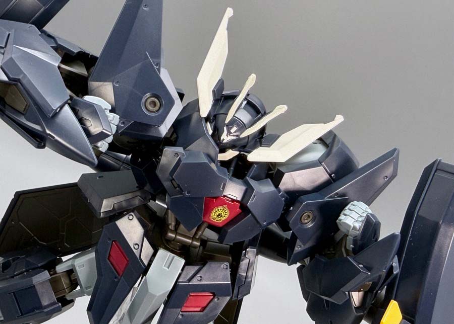 HGガンダムザガンのガンプラレビュー画像です