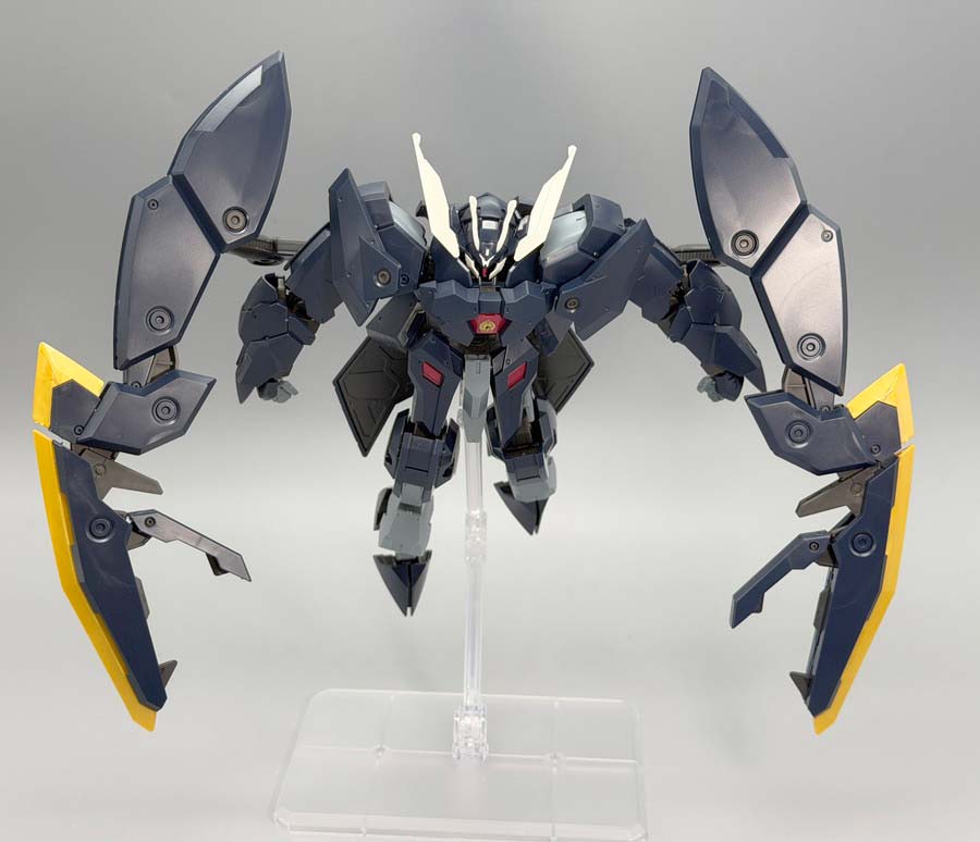 HGガンダムザガンのガンプラレビュー画像です