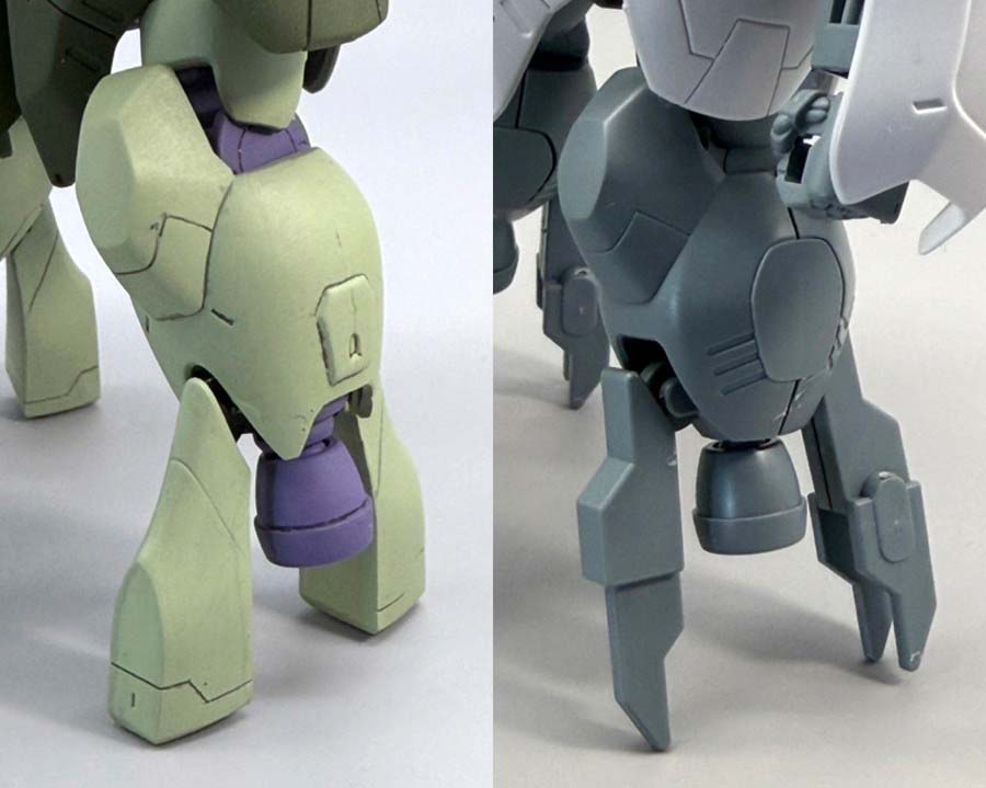 HGマンロディとモンキーロディ（598機）の比較ガンプラ画像です