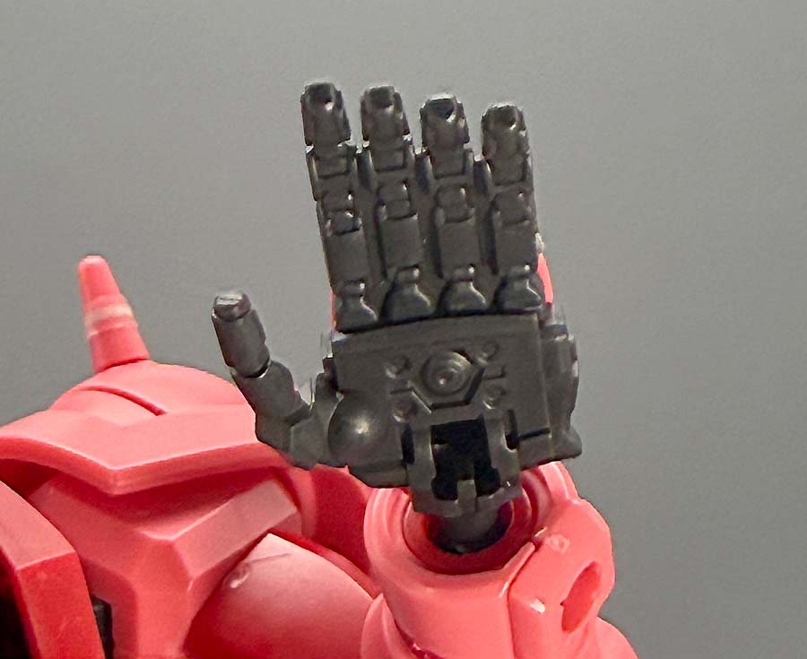 HGシャア専用ザク（GQ）のガンプラレビュー画像です