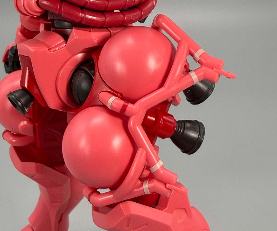 HGシャア専用ザク（GQ）のガンプラレビュー画像です