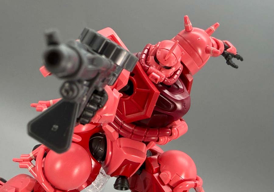 HGシャア専用ザク（GQ）のガンプラレビュー画像です