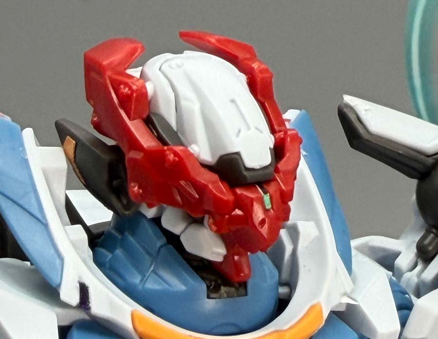 HGジークアクス（エンディミオン・ユニット覚醒時）のガンプラレビュー画像です