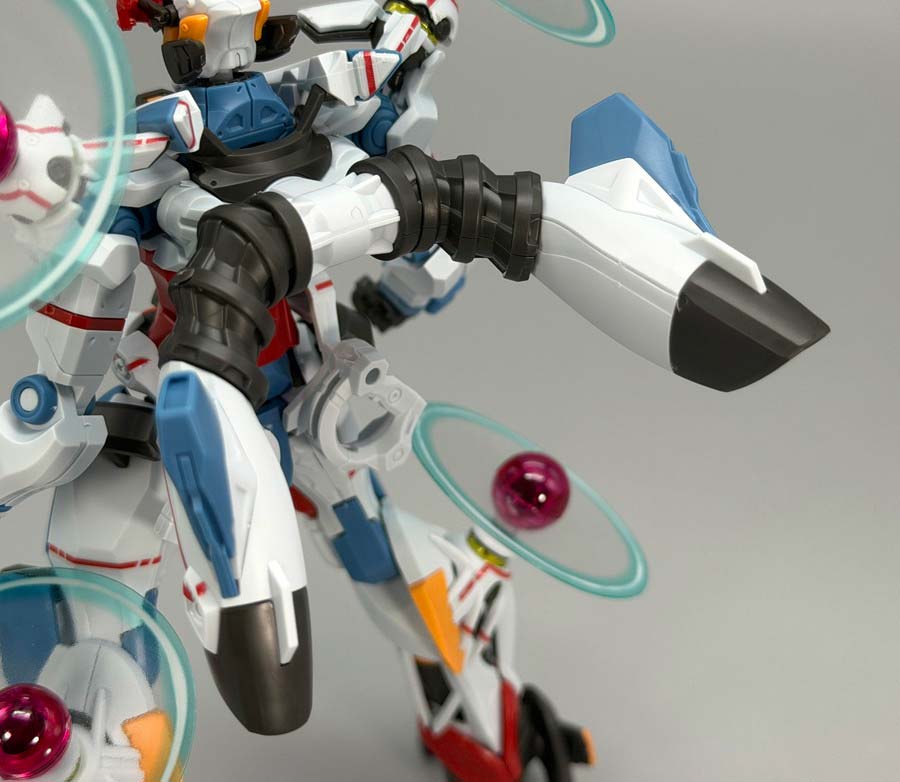 HGジークアクス（エンディミオン・ユニット覚醒時）のガンプラレビュー画像です