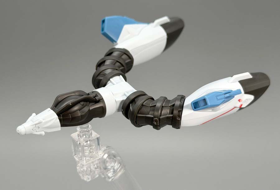 HGジークアクス（エンディミオン・ユニット覚醒時）のガンプラレビュー画像です