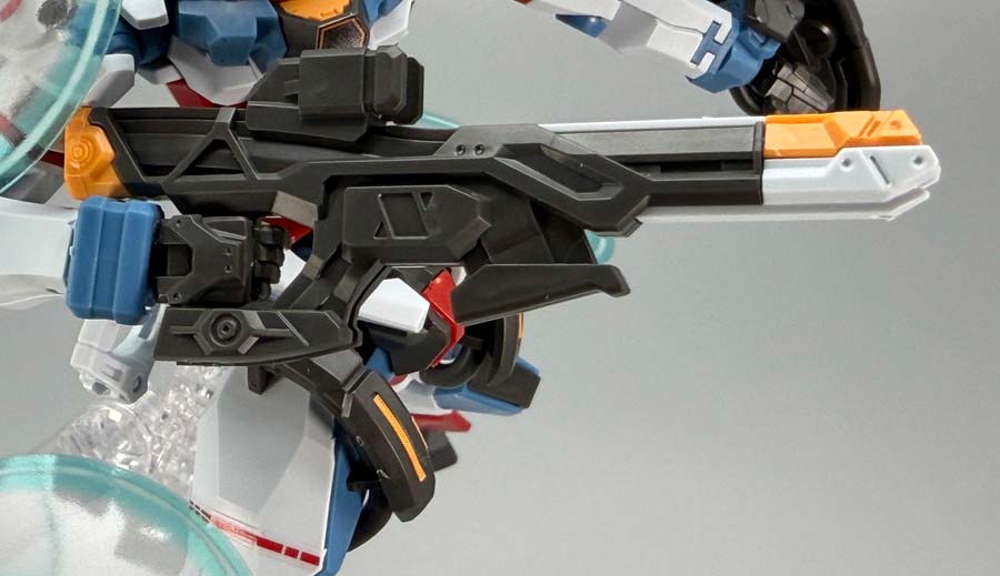 HGジークアクス（エンディミオン・ユニット覚醒時）のガンプラレビュー画像です