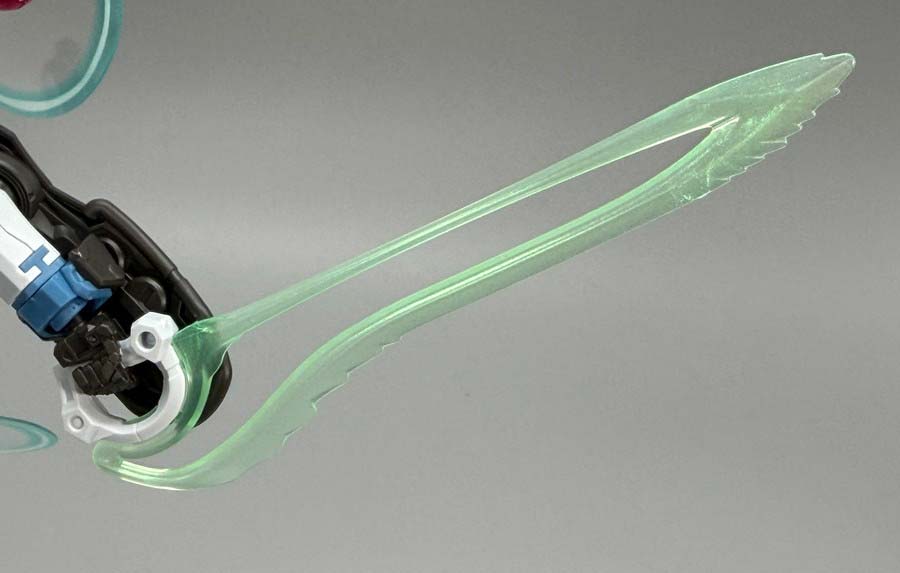 HGジークアクス（エンディミオン・ユニット覚醒時）のガンプラレビュー画像です