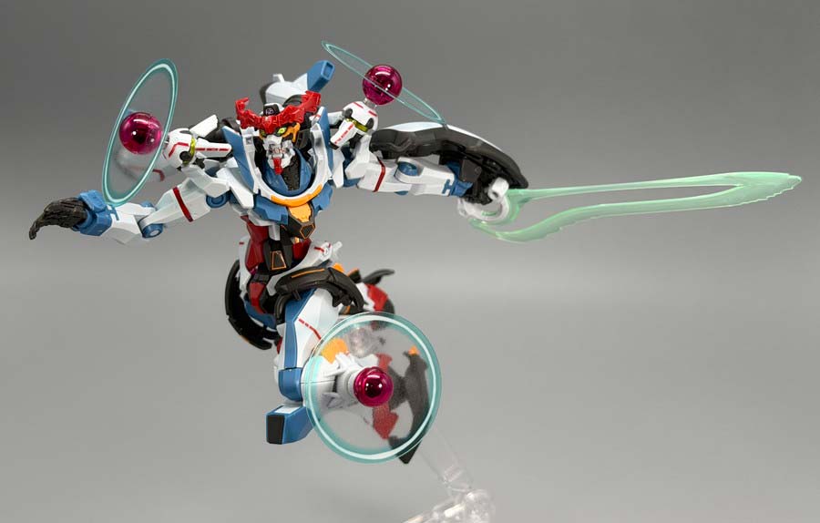 HGジークアクス（エンディミオン・ユニット覚醒時）のガンプラレビュー画像です