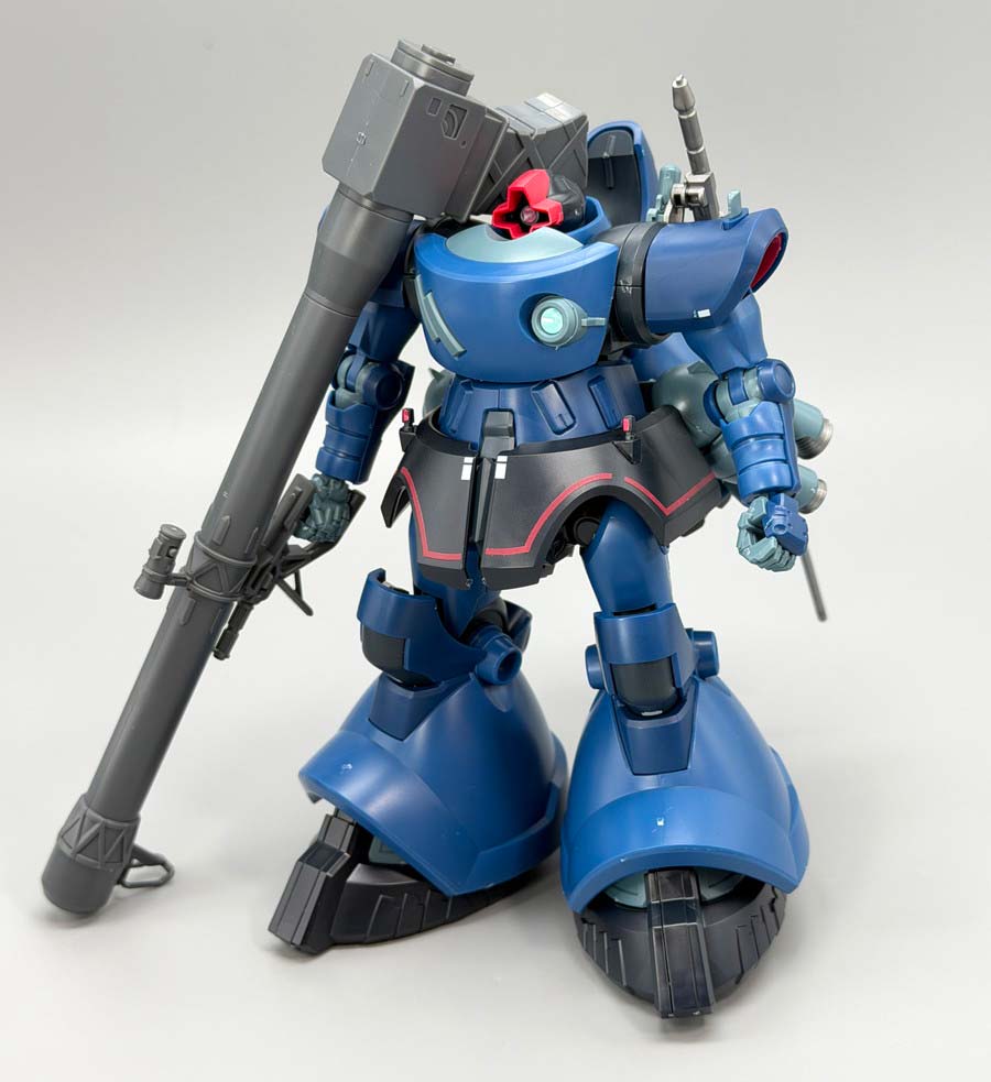 HGシャリア専用リック・ドム(GQ)のガンプラレビュー画像です