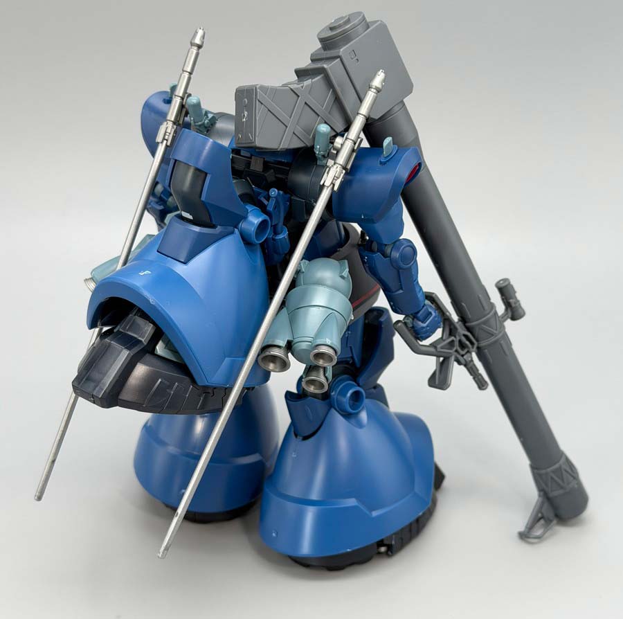 HGシャリア専用リック・ドム(GQ)のガンプラレビュー画像です