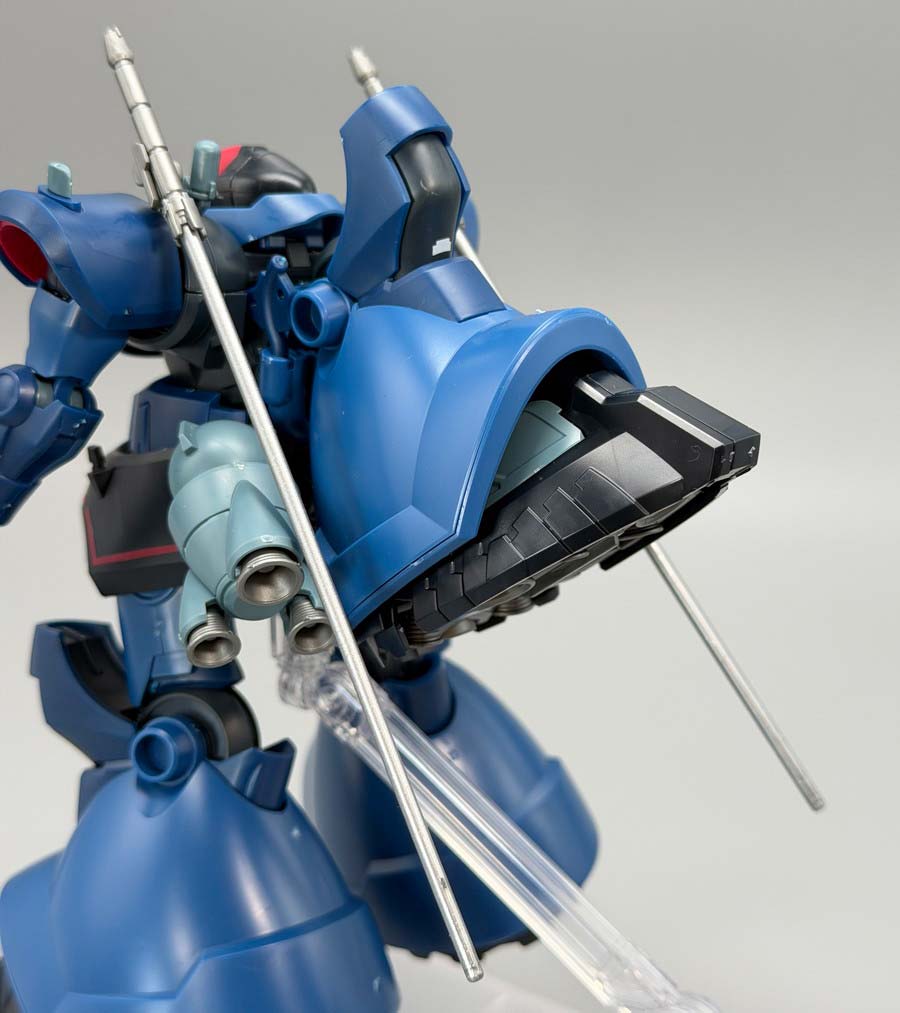 HGシャリア専用リック・ドム(GQ)のガンプラレビュー画像です