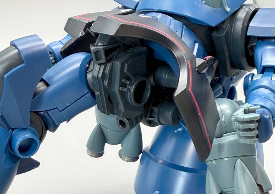 HGシャリア専用リック・ドム(GQ)のガンプラレビュー画像です